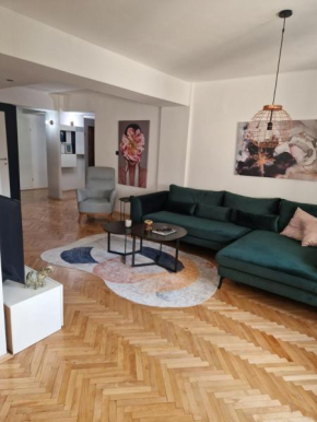 Comfy center apartment